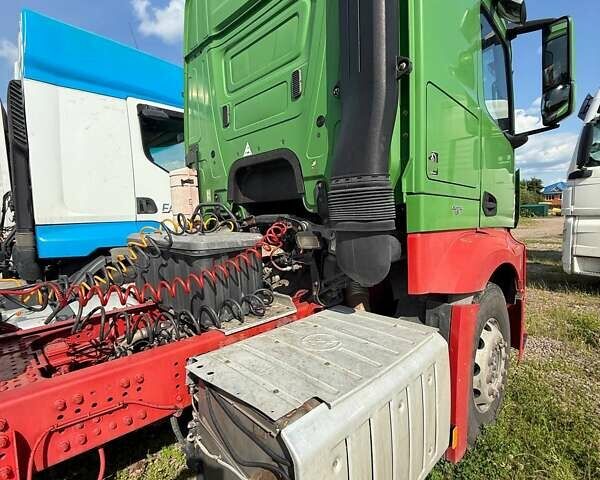 Зеленый Мерседес Актрос, объемом двигателя 12.81 л и пробегом 692 тыс. км за 19000 $, фото 29 на Automoto.ua