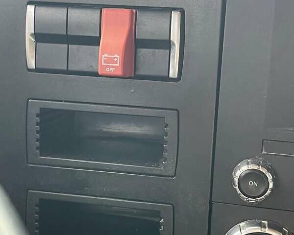 Зеленый Мерседес Актрос, объемом двигателя 10.7 л и пробегом 701 тыс. км за 18000 $, фото 6 на Automoto.ua