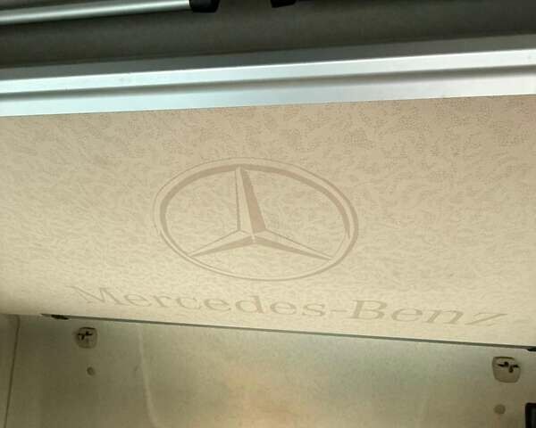 Зелений Мерседес Актрос, об'ємом двигуна 0 л та пробігом 747 тис. км за 22148 $, фото 9 на Automoto.ua