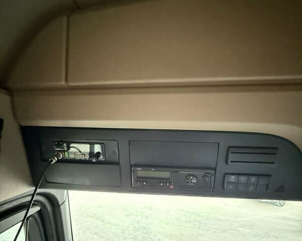 Зелений Мерседес Актрос, об'ємом двигуна 0 л та пробігом 747 тис. км за 22148 $, фото 12 на Automoto.ua