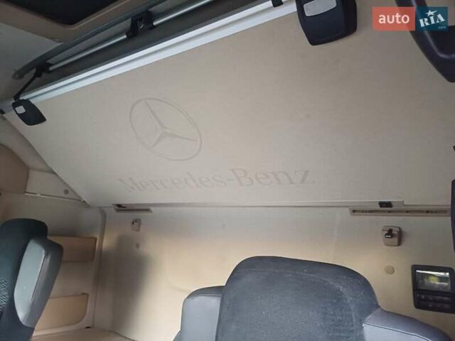 Зелений Мерседес Актрос, об'ємом двигуна 10.68 л та пробігом 879 тис. км за 23000 $, фото 11 на Automoto.ua