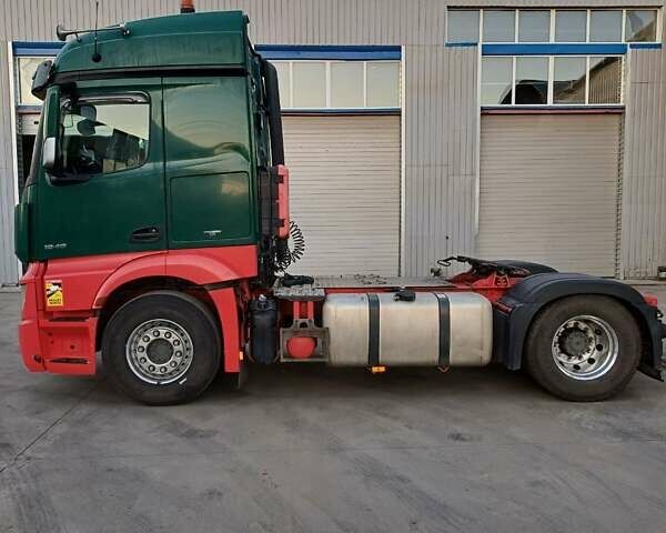 Зелений Мерседес Актрос, об'ємом двигуна 10.68 л та пробігом 879 тис. км за 23000 $, фото 4 на Automoto.ua