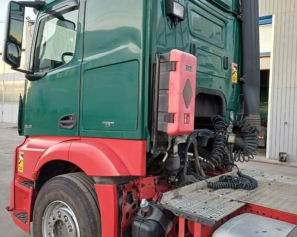 Зелений Мерседес Актрос, об'ємом двигуна 10.68 л та пробігом 879 тис. км за 23000 $, фото 2 на Automoto.ua