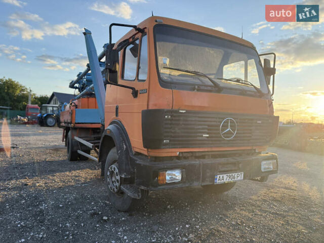 Оранжевый Мерседес Актрос, объемом двигателя 0 л и пробегом 500 тыс. км за 29900 $, фото 6 на Automoto.ua