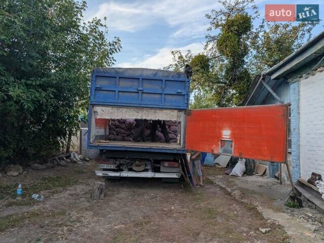 Оранжевый Мерседес Актрос, объемом двигателя 11.95 л и пробегом 483 тыс. км за 15000 $, фото 1 на Automoto.ua