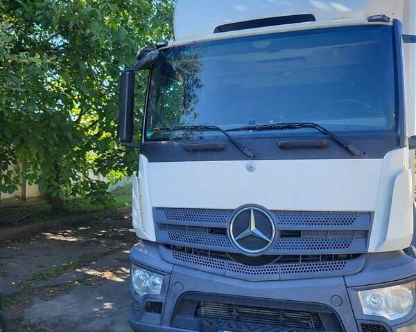 Белый Мерседес Antos, объемом двигателя 10.68 л и пробегом 1 тыс. км за 48599 $, фото 14 на Automoto.ua