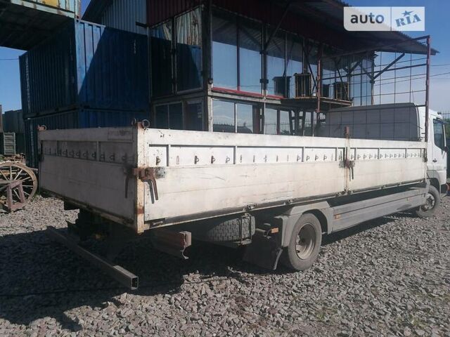 Белый Мерседес Атего, объемом двигателя 4.3 л и пробегом 300 тыс. км за 15900 $, фото 3 на Automoto.ua