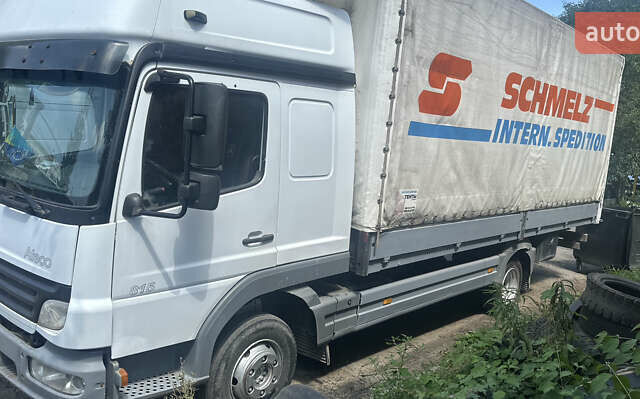 Білий Мерседес Атего, об'ємом двигуна 4.25 л та пробігом 920 тис. км за 19700 $, фото 14 на Automoto.ua