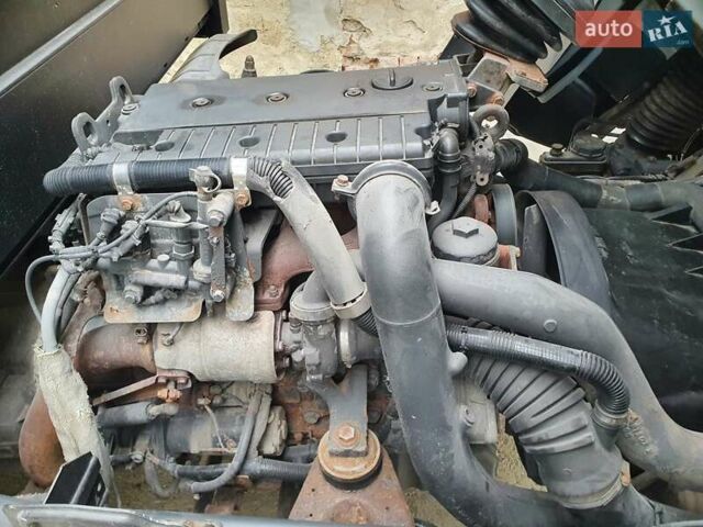 Белый Мерседес Атего, объемом двигателя 4.3 л и пробегом 481 тыс. км за 26500 $, фото 6 на Automoto.ua