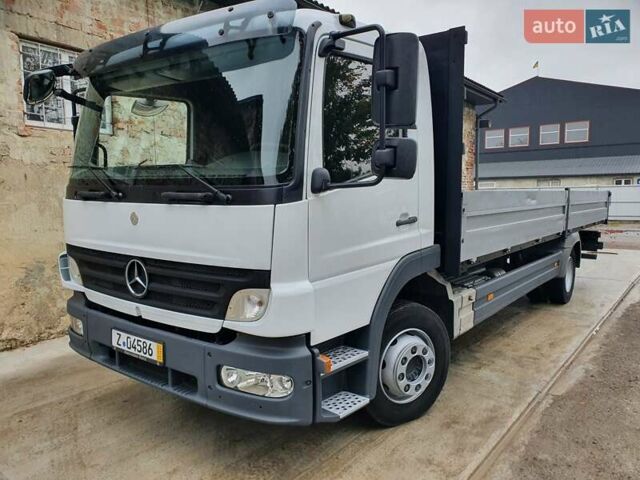 Белый Мерседес Атего, объемом двигателя 4.3 л и пробегом 481 тыс. км за 26500 $, фото 19 на Automoto.ua