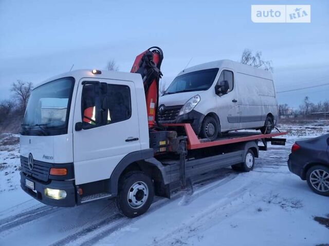 Білий Мерседес Атего, об'ємом двигуна 4.25 л та пробігом 300 тис. км за 32500 $, фото 2 на Automoto.ua