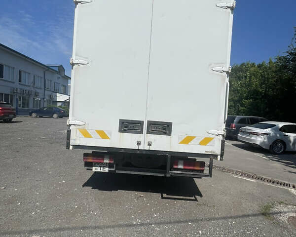 Белый Мерседес Атего, объемом двигателя 4.3 л и пробегом 1 тыс. км за 7500 $, фото 17 на Automoto.ua