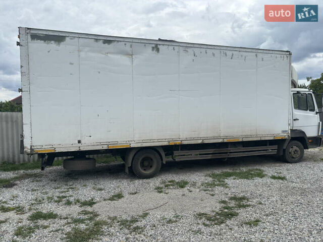 Белый Мерседес Атего, объемом двигателя 4.25 л и пробегом 600 тыс. км за 8500 $, фото 1 на Automoto.ua