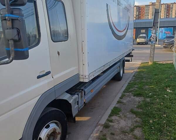 Білий Мерседес Атего, об'ємом двигуна 4.25 л та пробігом 1 тис. км за 11200 $, фото 3 на Automoto.ua