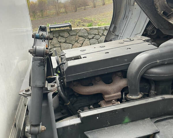 Белый Мерседес Атего, объемом двигателя 4.2 л и пробегом 535 тыс. км за 10500 $, фото 35 на Automoto.ua