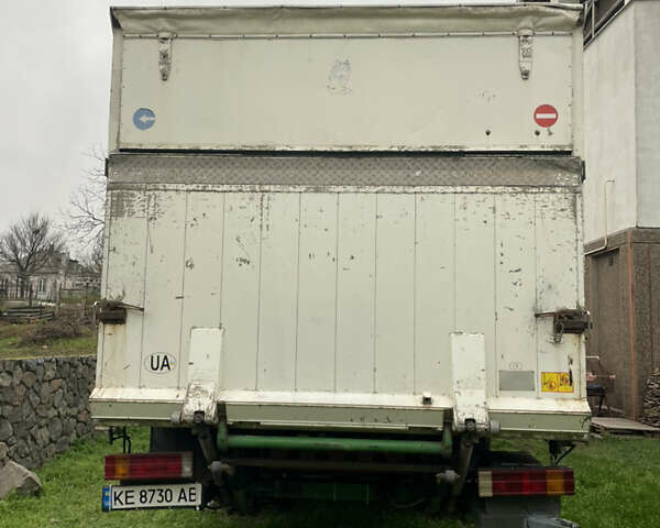 Белый Мерседес Атего, объемом двигателя 4.2 л и пробегом 535 тыс. км за 10500 $, фото 5 на Automoto.ua