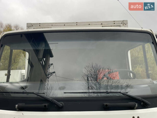 Белый Мерседес Атего, объемом двигателя 4.2 л и пробегом 535 тыс. км за 10500 $, фото 12 на Automoto.ua