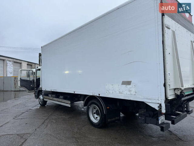 Білий Мерседес Атего, об'ємом двигуна 6.37 л та пробігом 1 тис. км за 19000 $, фото 3 на Automoto.ua