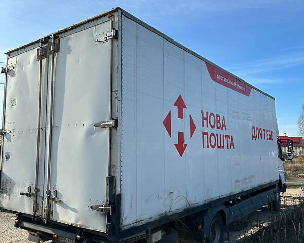 Белый Мерседес Атего, объемом двигателя 4.25 л и пробегом 935 тыс. км за 13999 $, фото 5 на Automoto.ua