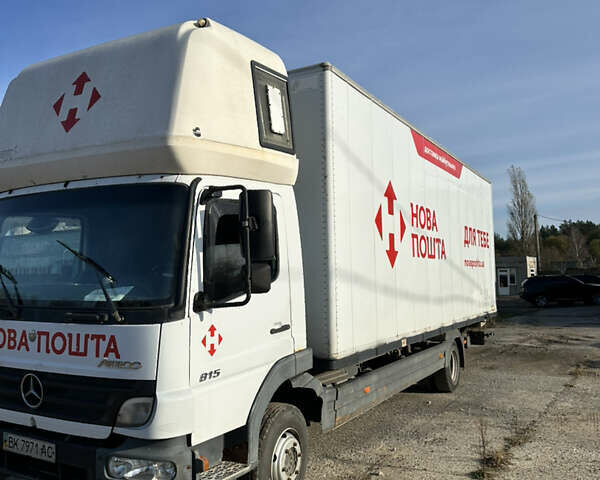 Білий Мерседес Атего, об'ємом двигуна 4.25 л та пробігом 920 тис. км за 16999 $, фото 1 на Automoto.ua