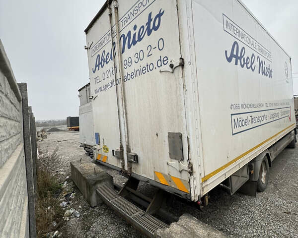 Білий Мерседес Атего, об'ємом двигуна 6.3 л та пробігом 585 тис. км за 23000 $, фото 5 на Automoto.ua