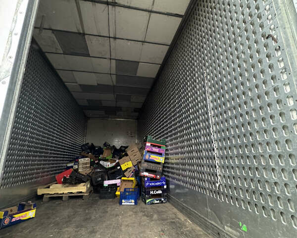 Білий Мерседес Атего, об'ємом двигуна 6.3 л та пробігом 585 тис. км за 23000 $, фото 11 на Automoto.ua