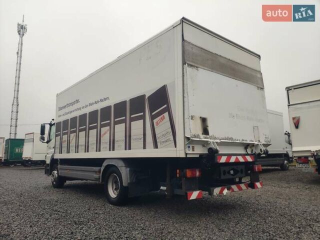 Белый Мерседес Атего, объемом двигателя 4.2 л и пробегом 243 тыс. км за 32500 $, фото 3 на Automoto.ua