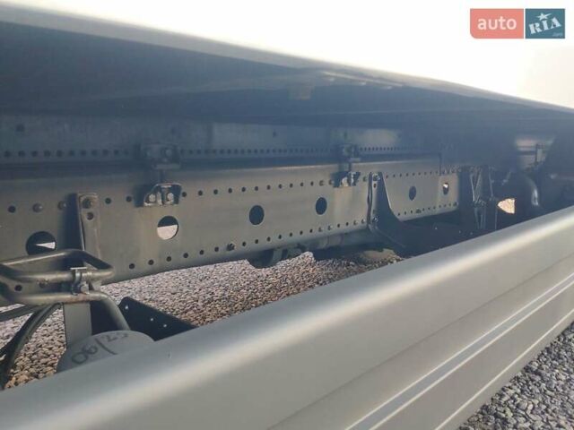 Белый Мерседес Атего, объемом двигателя 0 л и пробегом 346 тыс. км за 39500 $, фото 10 на Automoto.ua