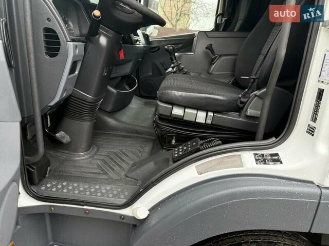 Белый Мерседес Атего, объемом двигателя 4.8 л и пробегом 552 тыс. км за 30150 $, фото 30 на Automoto.ua