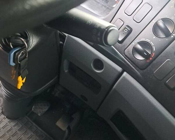 Белый Мерседес Атего, объемом двигателя 4.3 л и пробегом 550 тыс. км за 26800 $, фото 12 на Automoto.ua