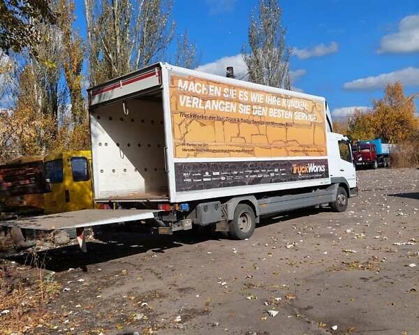 Белый Мерседес Атего, объемом двигателя 0 л и пробегом 370 тыс. км за 34000 $, фото 5 на Automoto.ua