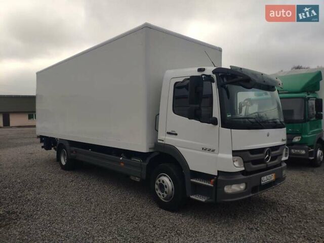 Белый Мерседес Атего, объемом двигателя 0 л и пробегом 450 тыс. км за 33700 $, фото 1 на Automoto.ua