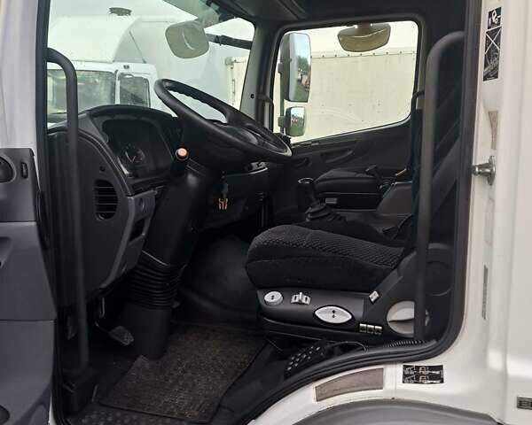 Белый Мерседес Атего, объемом двигателя 4.3 л и пробегом 550 тыс. км за 26800 $, фото 10 на Automoto.ua