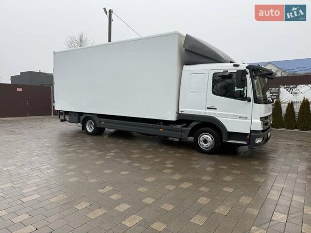 Белый Мерседес Атего, объемом двигателя 4.8 л и пробегом 552 тыс. км за 30150 $, фото 5 на Automoto.ua