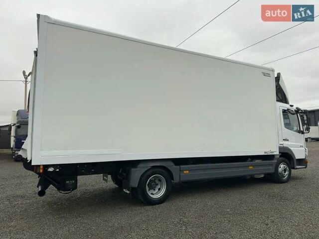 Белый Мерседес Атего, объемом двигателя 0 л и пробегом 353 тыс. км за 27900 $, фото 10 на Automoto.ua