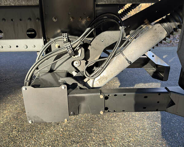 Белый Мерседес Атего, объемом двигателя 5.1 л и пробегом 307 тыс. км за 43700 $, фото 19 на Automoto.ua