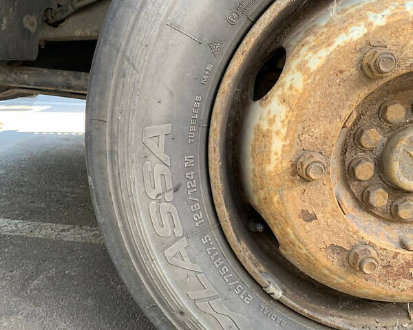 Білий Мерседес Атего, об'ємом двигуна 4.3 л та пробігом 600 тис. км за 12400 $, фото 4 на Automoto.ua