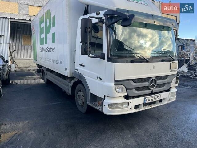Білий Мерседес Атего, об'ємом двигуна 4.25 л та пробігом 326 тис. км за 21000 $, фото 2 на Automoto.ua