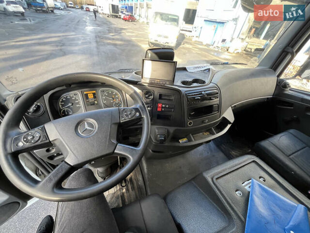 Белый Мерседес Атего, объемом двигателя 5.13 л и пробегом 516 тыс. км за 37000 $, фото 8 на Automoto.ua