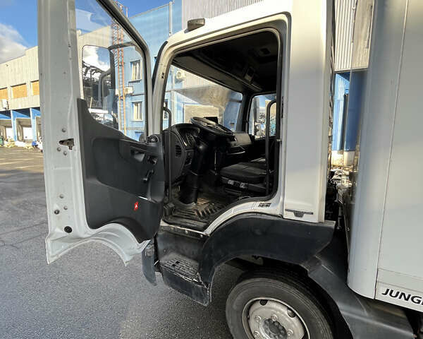 Белый Мерседес Атего, объемом двигателя 5.13 л и пробегом 516 тыс. км за 37000 $, фото 10 на Automoto.ua