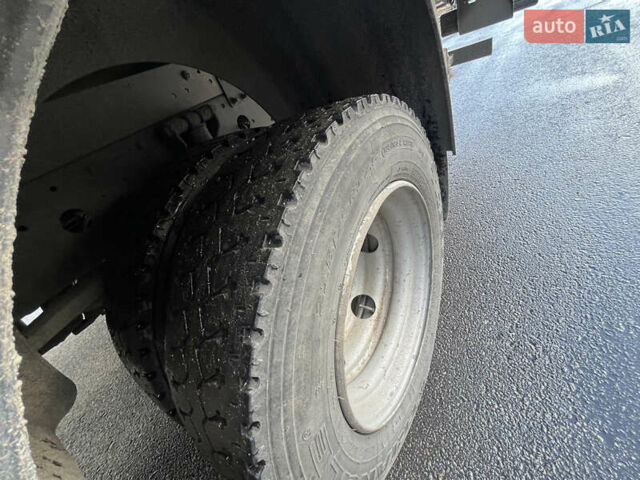 Белый Мерседес Атего, объемом двигателя 5.13 л и пробегом 516 тыс. км за 37000 $, фото 3 на Automoto.ua