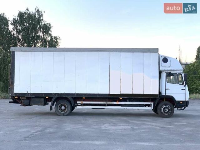 Белый Мерседес Атего, объемом двигателя 5.96 л и пробегом 250 тыс. км за 9300 $, фото 1 на Automoto.ua