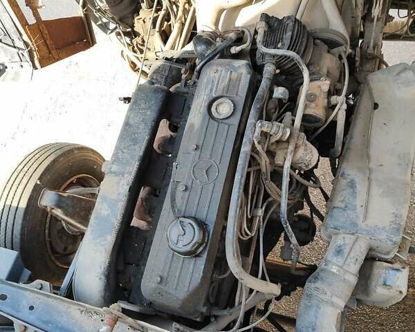 Белый Мерседес Атего, объемом двигателя 6 л и пробегом 612 тыс. км за 5800 $, фото 15 на Automoto.ua
