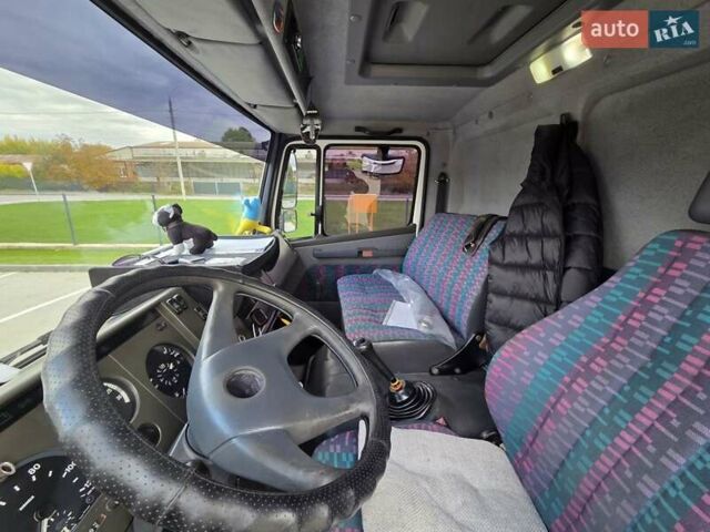 Білий Мерседес Атего, об'ємом двигуна 4.3 л та пробігом 600 тис. км за 10000 $, фото 13 на Automoto.ua