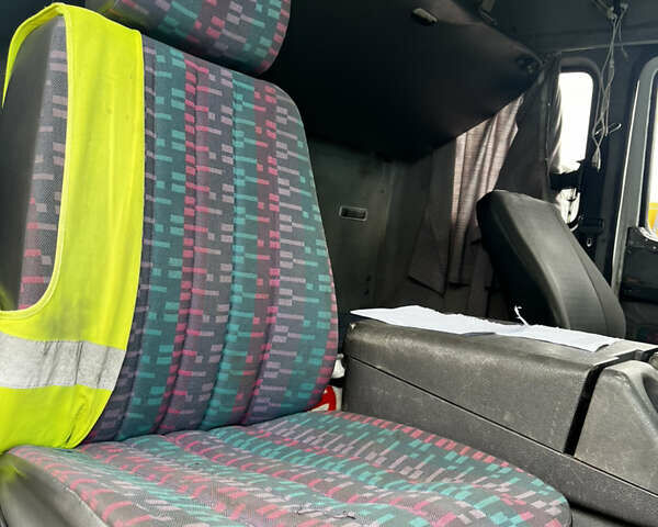 Білий Мерседес Атего, об'ємом двигуна 5.96 л та пробігом 200 тис. км за 9800 $, фото 9 на Automoto.ua