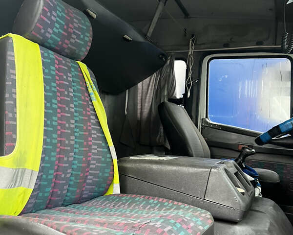 Білий Мерседес Атего, об'ємом двигуна 5.96 л та пробігом 200 тис. км за 9800 $, фото 12 на Automoto.ua