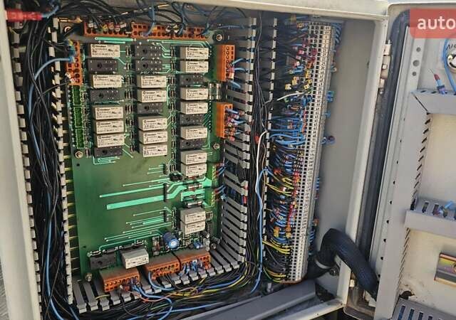 Белый Мерседес Атего, объемом двигателя 6.37 л и пробегом 207 тыс. км за 32500 $, фото 3 на Automoto.ua