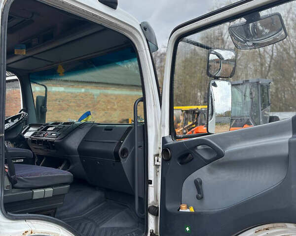 Мерседес Атего 2001 в Виннице на Automoto.ua Белый Мерседес Атего, объемом двигателя 4.25 л и пробегом 650 тыс. км за 11700 $, фото 15 на Automoto.ua