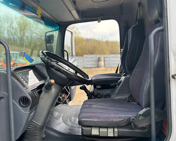 Мерседес Атего 2001 в Виннице на Automoto.ua Белый Мерседес Атего, объемом двигателя 4.25 л и пробегом 650 тыс. км за 11700 $, фото 11 на Automoto.ua