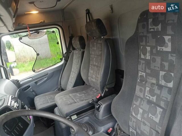 Білий Мерседес Атего, об'ємом двигуна 4.25 л та пробігом 365 тис. км за 20500 $, фото 17 на Automoto.ua